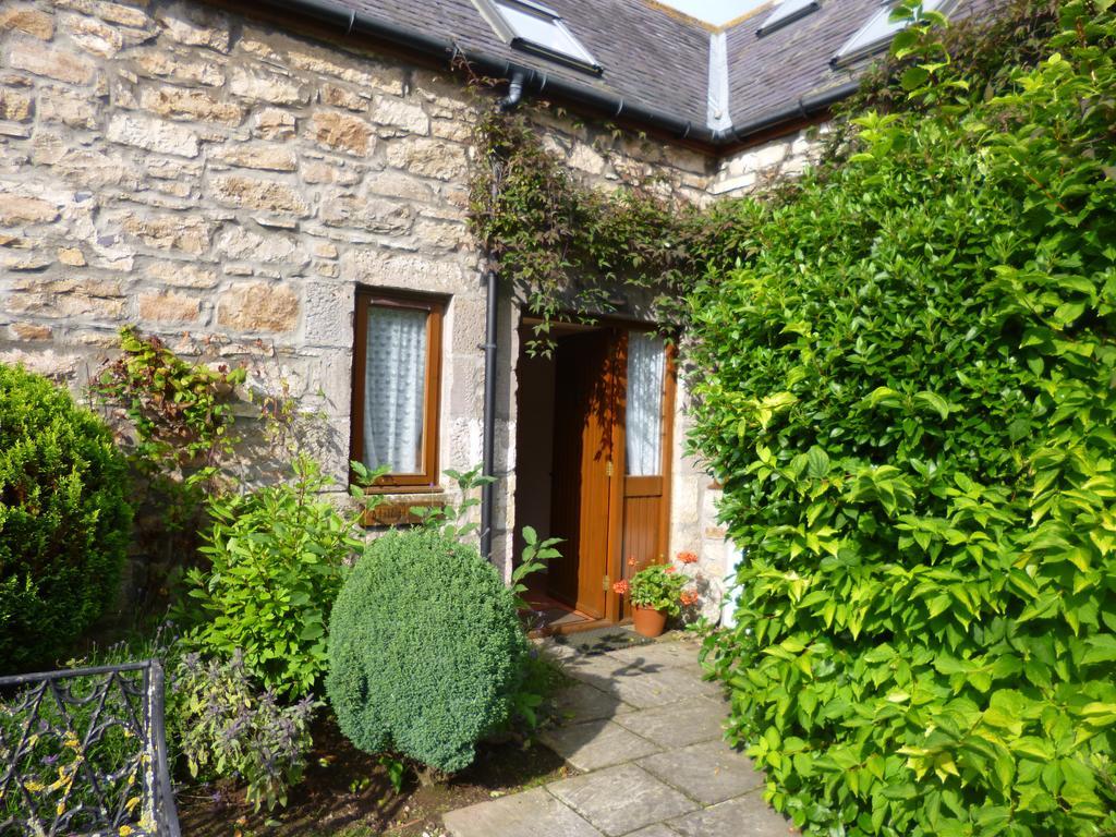 Carden Holiday Cottages - Elgin Crook of Alves Habitación foto