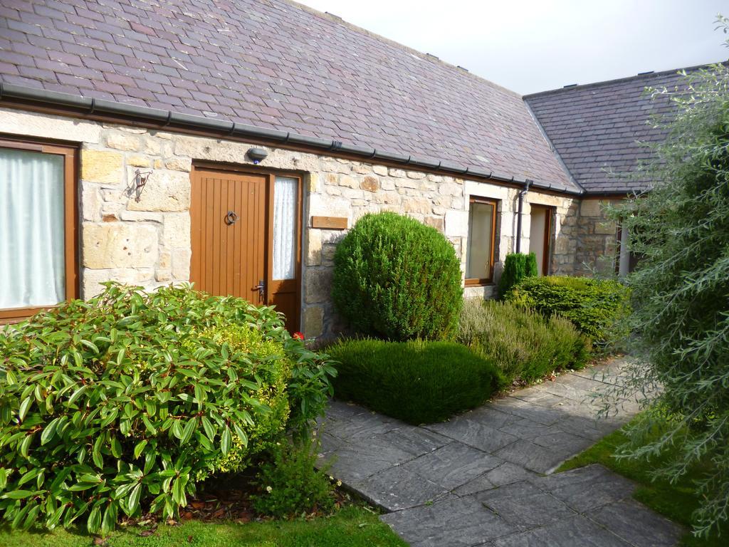 Carden Holiday Cottages - Elgin Crook of Alves Habitación foto