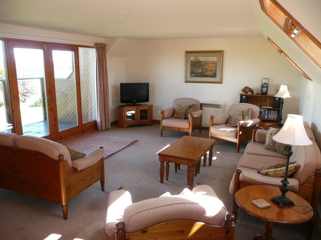 Carden Holiday Cottages - Elgin Crook of Alves Habitación foto